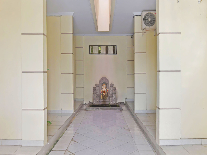 Others 3, Oyo 91445 Sandat Guest House, Denpasar