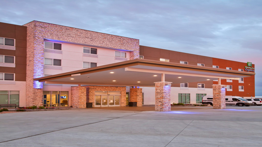 Exterior & Views 2, Holiday Inn Express & Suites GREEN RIVER, Emery