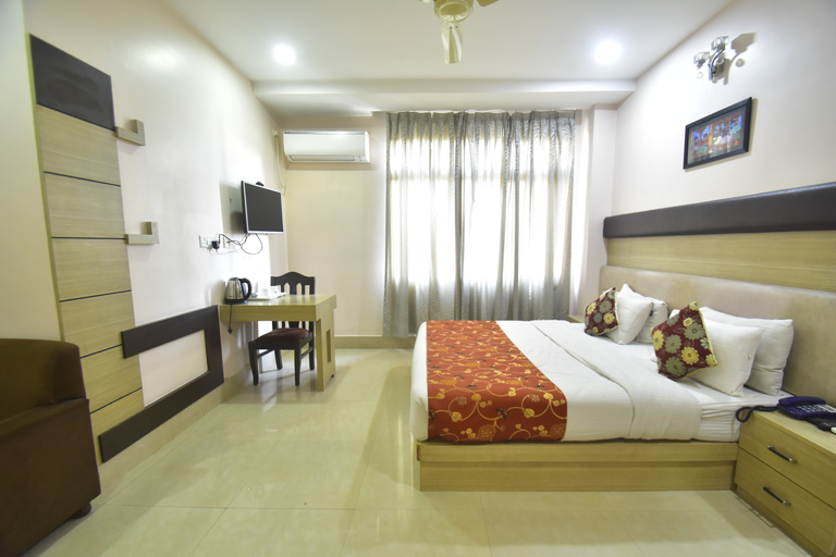 Bedroom 4, Hotel Royal Highness, Tinsukia