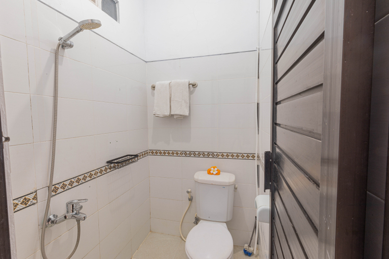 Bathroom 5, Sekar Bali Homestay, Gianyar