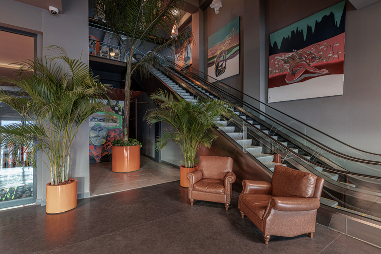 Public Area 4, Das 3917, Develi