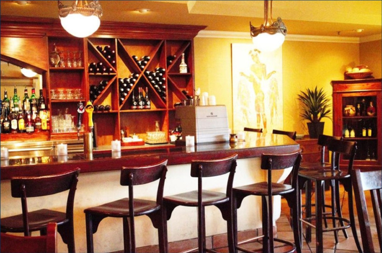 Food & Drinks 5, Elite Hotel, Yukon