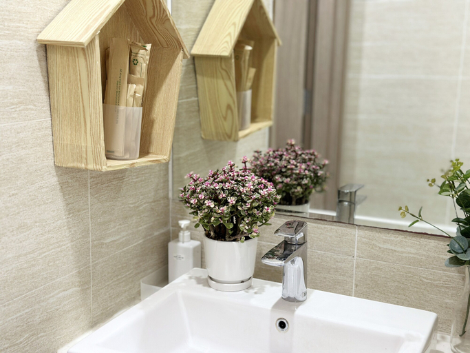 Bathroom 4, Armin Homes 2BR Vinhomes Ocean Park, Gia Lâm