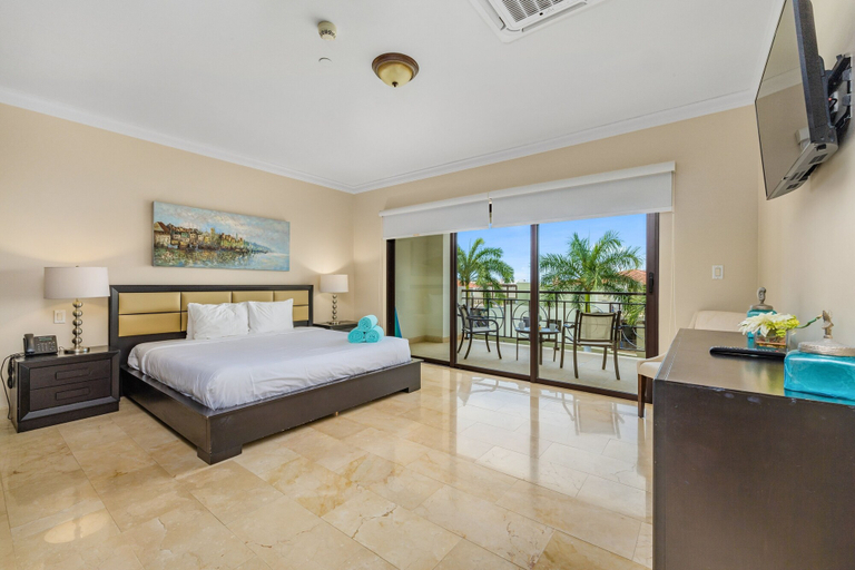 Bedroom 2, Palm Aruba Condos