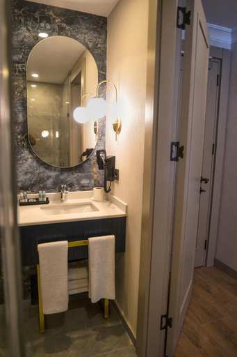 Bathroom 5, Nevi Hotel & Suites İstanbul Taksim, Beyoğlu