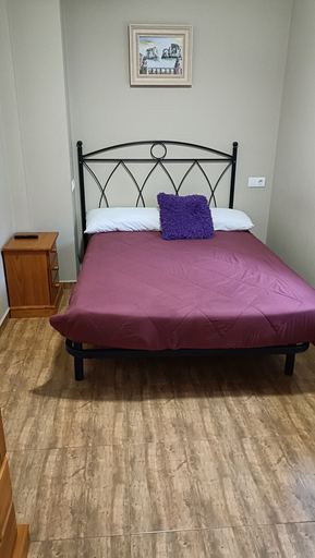 Bedroom 3, Habitaciones asador el puente, Vizcaya