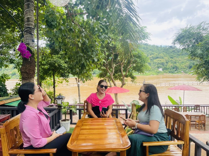 Food & Drinks 4, Anisa Mekong Riverside Villa, Chomphet