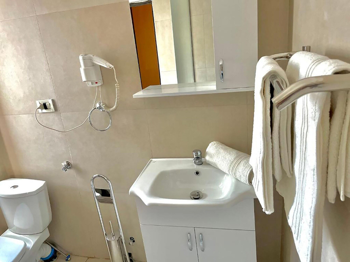 Bathroom 3, Algo Hotel, Tiranës