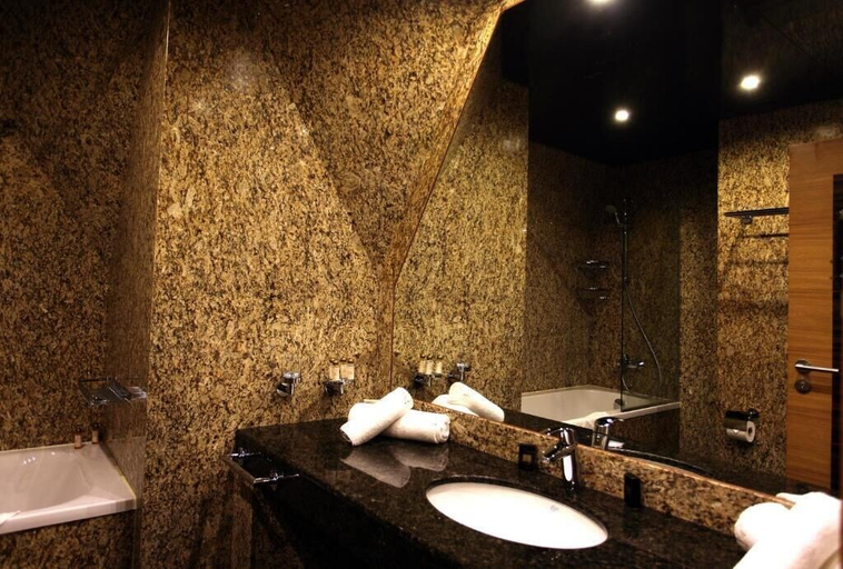 Bathroom 3, Art complex Anel, Sozopol