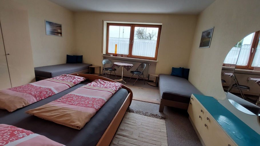 Bedroom 5, Grand Apartment Allgäu, Ostallgäu