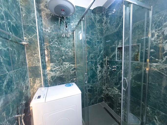 Bathroom 2, Vacation 840, Durrësit