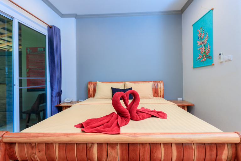 Bedroom 3, Saline Hot Spring Resort, Khlong Thom