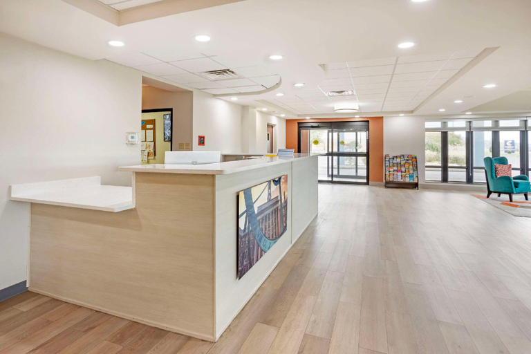 Public Area 3, Comfort Suites Bloomsburg, Columbia