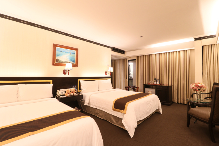 Bedroom 25