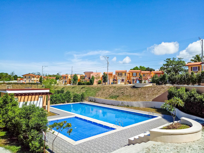 Others 4, Hillview Apartment - Free Pool Access  & Wifi , Tagbilaran City