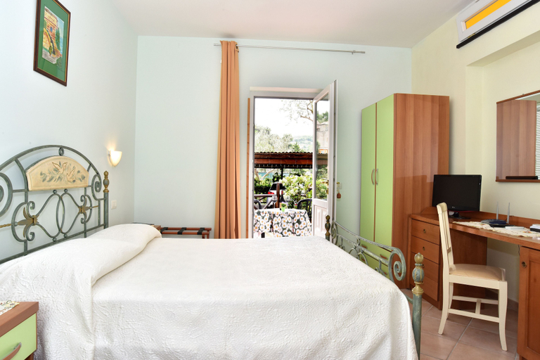 Bedroom 4, Il Cottage Bed & BreakFast, Napoli