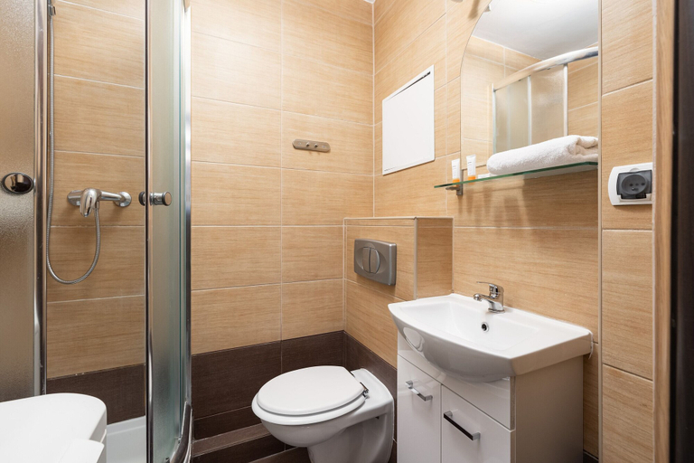 Bathroom 4, Ground Floor Apartment by Renters, Poznań City