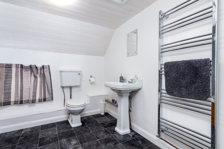 Bathroom 4, The Witching Post, North Yorkshire