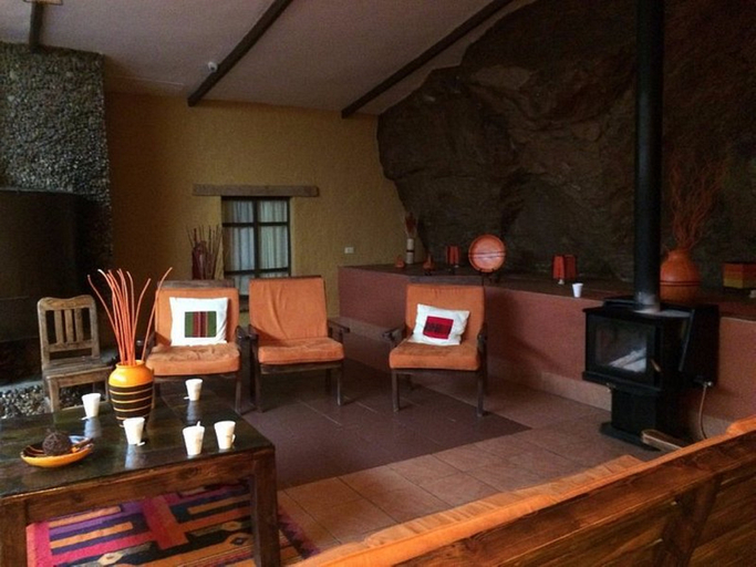 Others, Hotel Jardines de Mallku Cueva, Nor Lípez