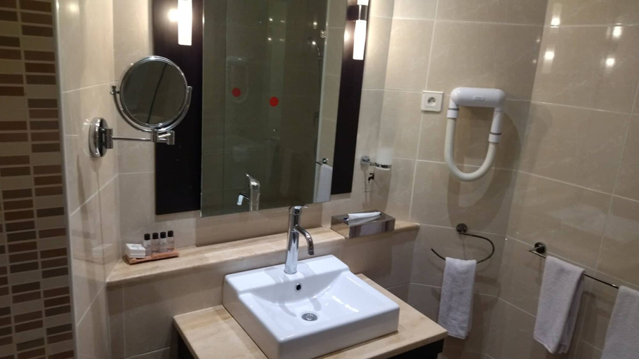 Bathroom 5, Hotel Aziza Thalasso Golf - Adults Only (à partir de 16 ans), Hammamet