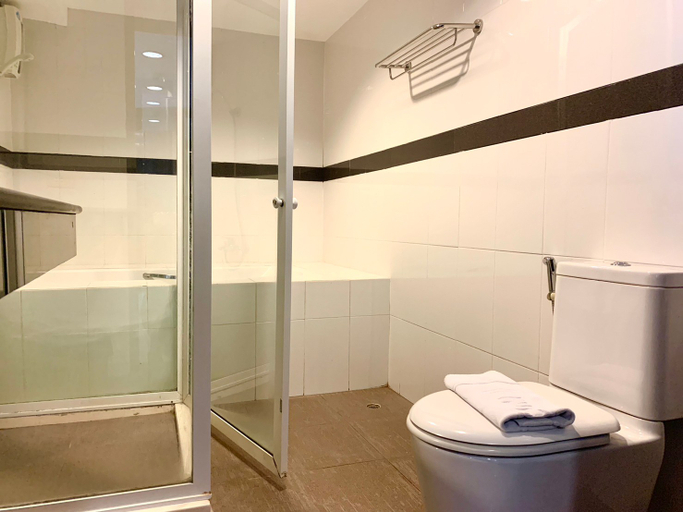 Bathroom 5, Tanawit Hotel Hua Hin, Hua Hin