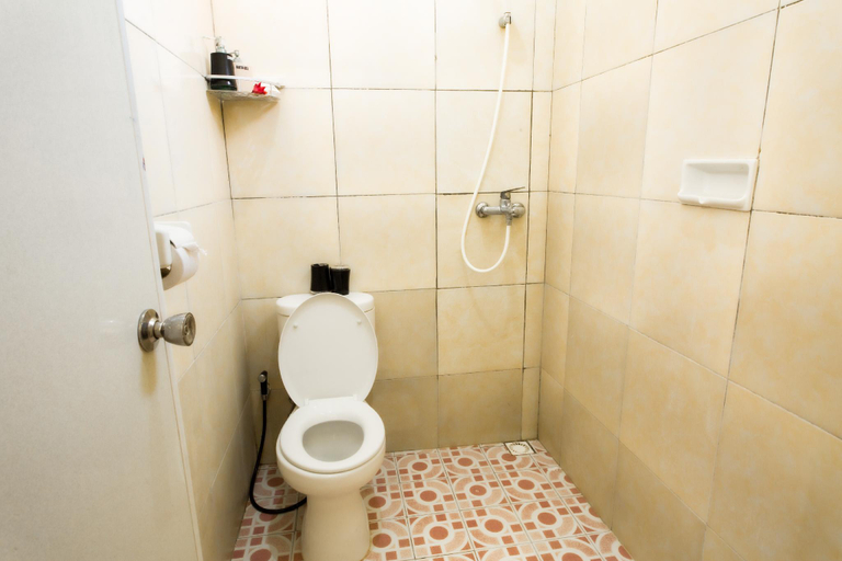 Bathroom 3, Manda's Homestay, Denpasar