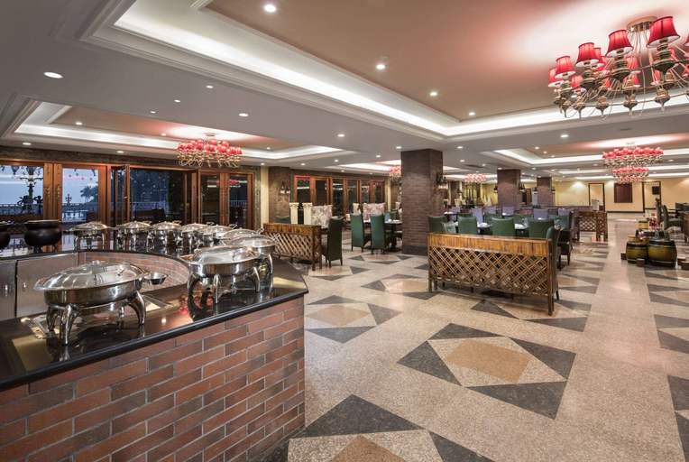 Food & Drinks 5, Wyndham Garden Wenchang Nanguo, Hainan