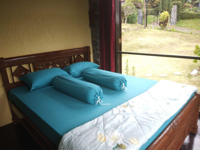 Bedroom 2, RAFIFA VILLA ISTANA BUNGA LEMBANG BANDUNG, Bandung