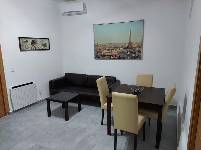 Others 4, PISO CON ENCANTO, Madrid
