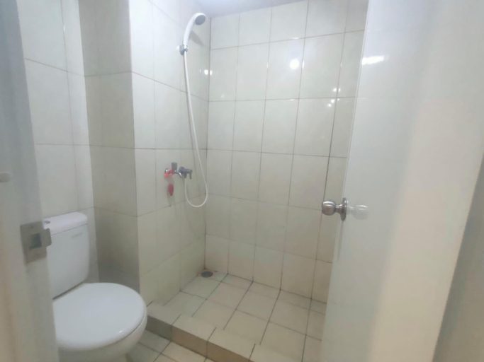 Bathroom 4, Memorable Studio MDN PRO Rooms at Springlake SMB, Bekasi