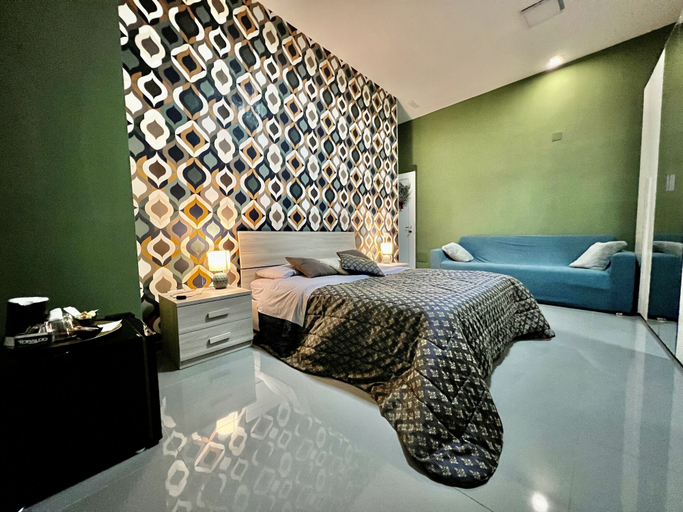 Bedroom 5, Vico Grande, Napoli
