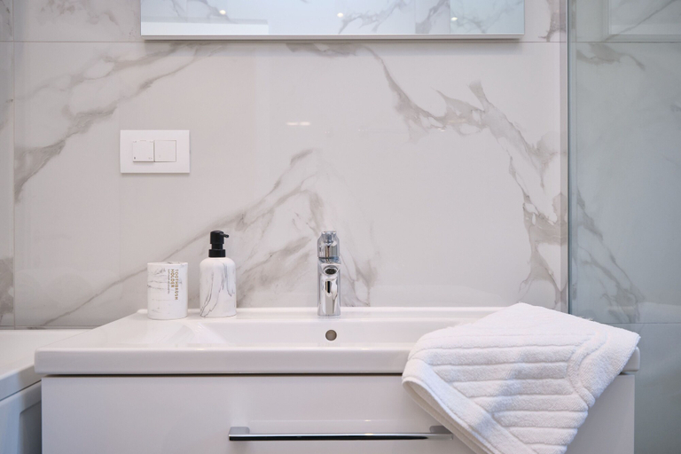 Bathroom 2, LaMer Luxury Suite by Litto, Split