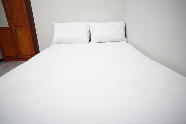 Bedroom 2, OYO Life 93045 Kost Putra Bu Ketut, Lumajang