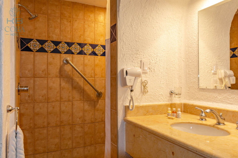 Bathroom 4, Kaab Coba, Cozumel