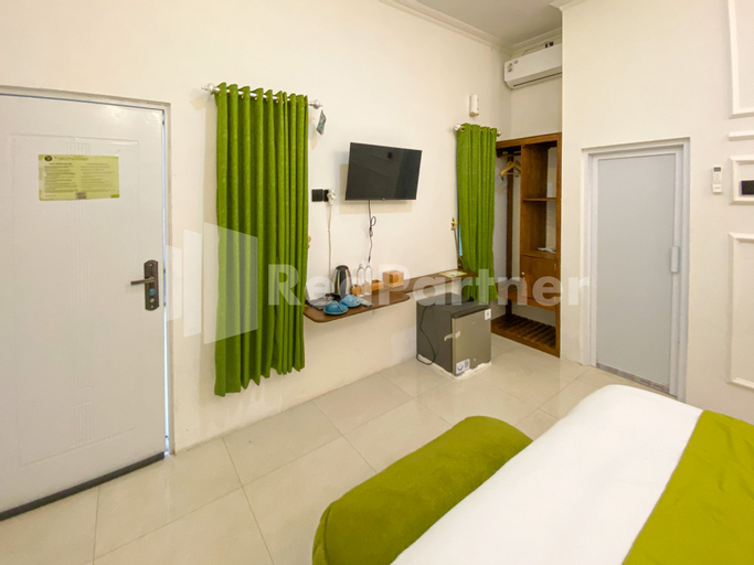 Bedroom 13