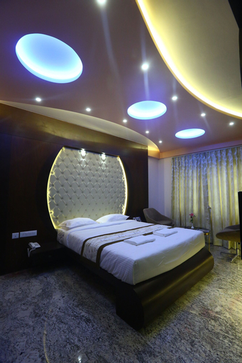 Bedroom 9