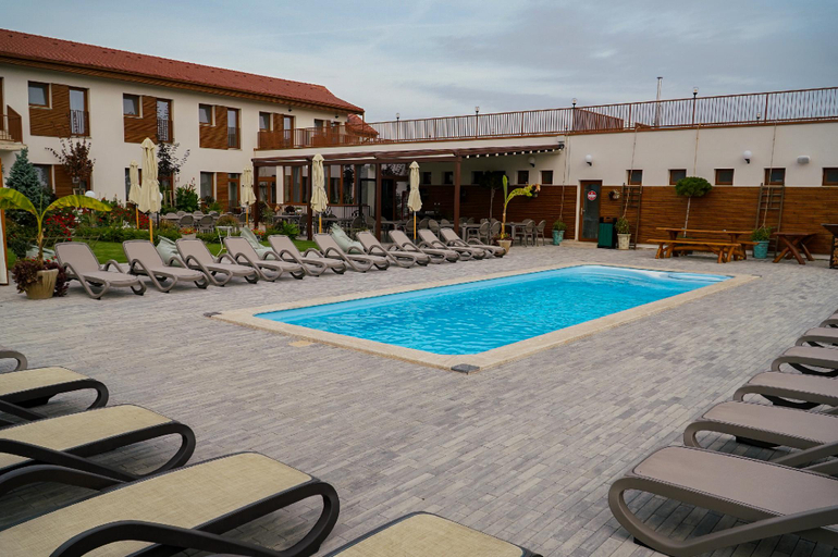 Others 5, Paleus Resort, Cetariu