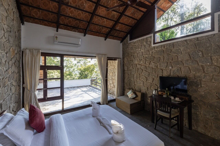 Bedroom 3, Avadale Munnar - Stag Groups Not Allowed, Idukki