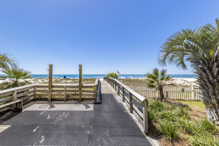 Others 5, Royal Palms 603, Baldwin
