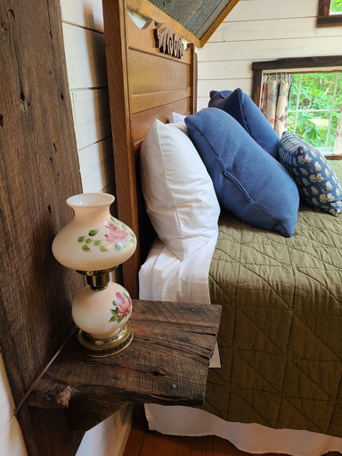 Bedroom 3, The Treetop Hideaways at Ruby Falls, Hamilton