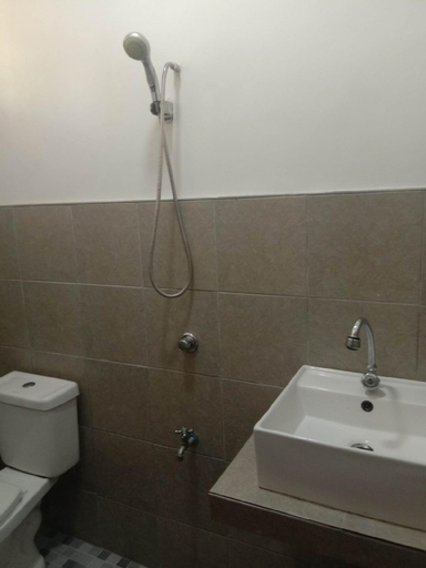 Bathroom 2, JCV Rooms, Surigao City