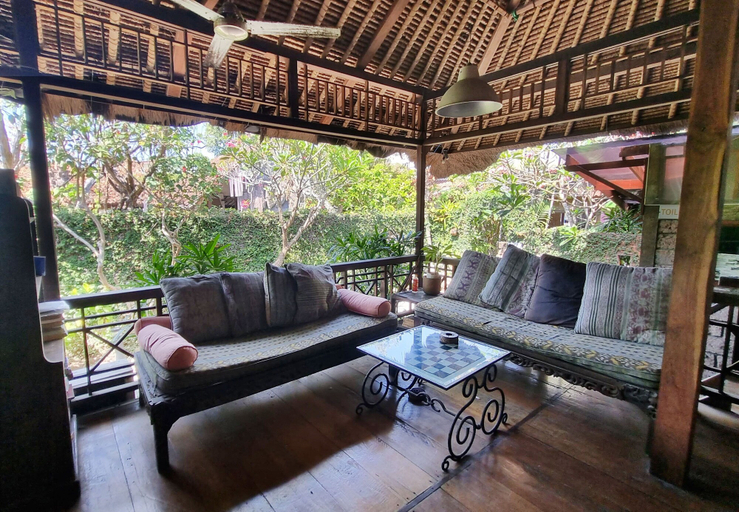 Others 5, Flash Back Bungalow, Denpasar