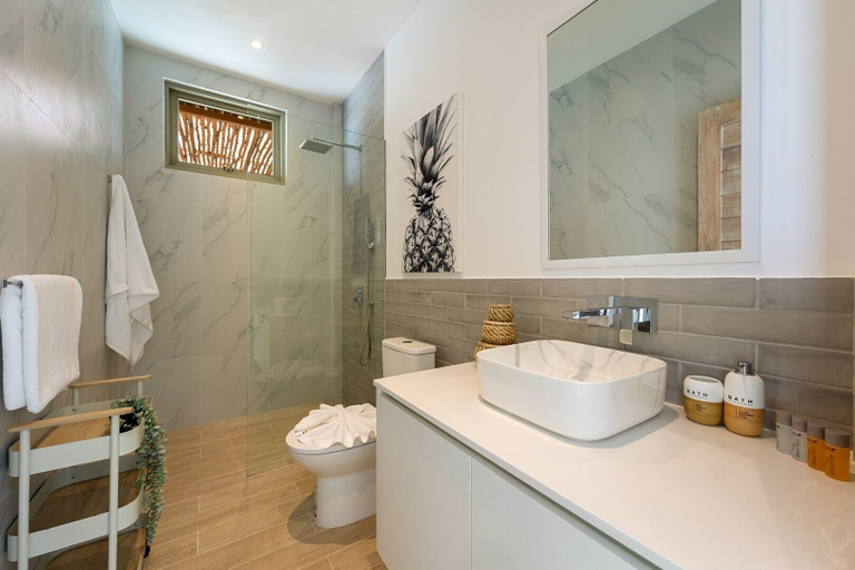 Bathroom 4, Lilly Belle, Ko Samui