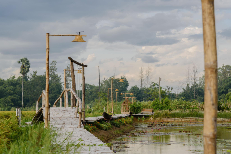 Others 3, Nornnadubua, Muang Uthai Thani