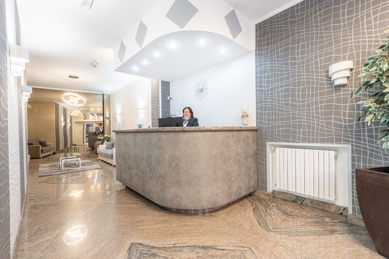 Others 2, Hotel Donatello, Bologna