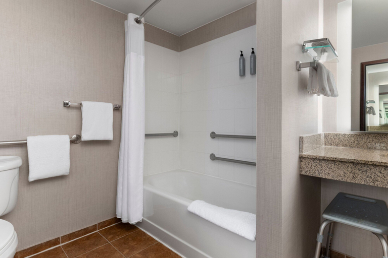 Bathroom, Residence Inn by Marriott Neptune at Gateway Center, Monmouth
