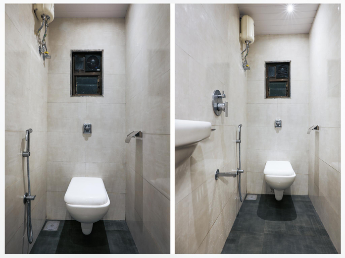 Bathroom 3, ZOCIAL HUBZ HOSTEL, Mumbai Suburban