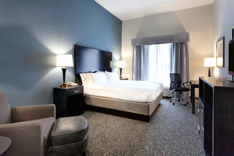 Bedroom 3, Holiday Inn Express & Suites ARCADIA, Desoto