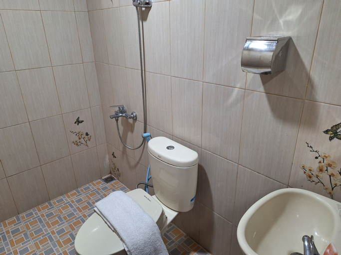 Bathroom 6