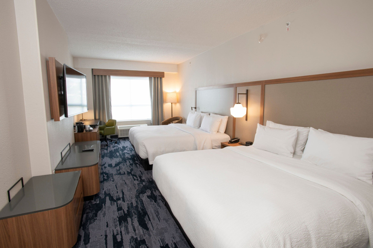 Bedroom 3, Fairfield by Marriott Inn & Suites Newport Cincinnati, Campbell